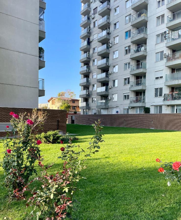 Wood Story - Modern 1Br Apt Near City Center With Parking 부쿠레슈티 외부 사진