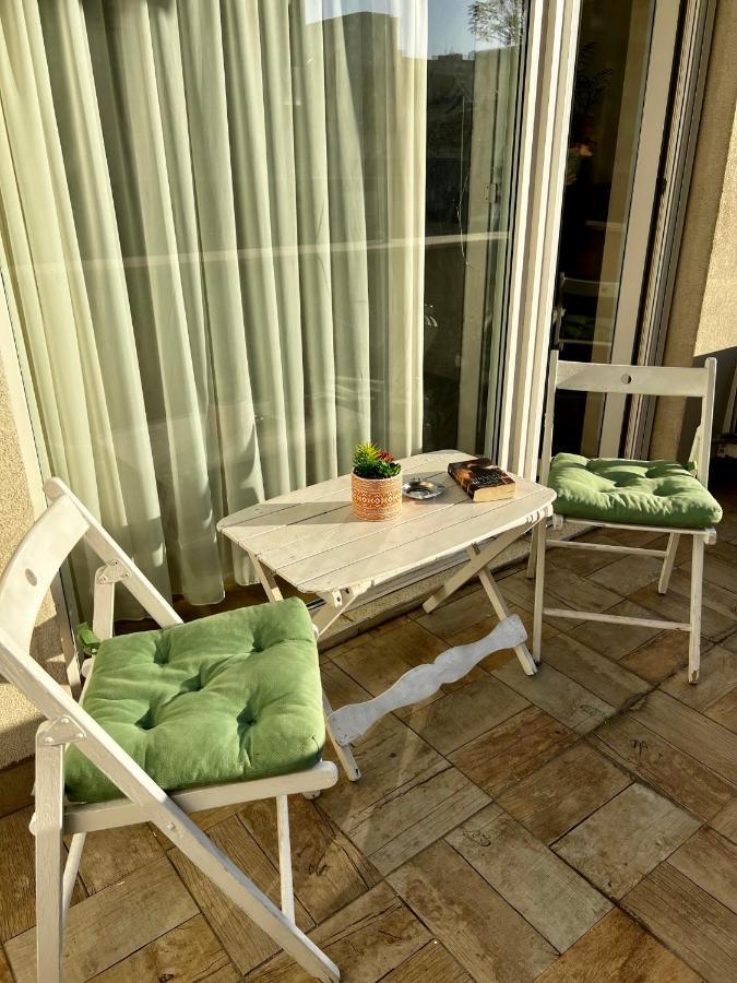 Wood Story - Modern 1Br Apt Near City Center With Parking 부쿠레슈티 외부 사진