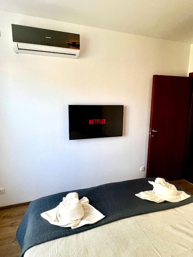 Wood Story - Modern 1Br Apt Near City Center With Parking 부쿠레슈티 외부 사진