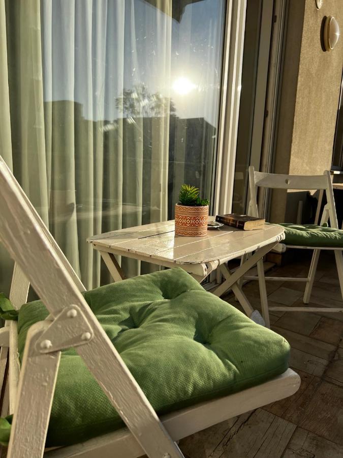 Wood Story - Modern 1Br Apt Near City Center With Parking 부쿠레슈티 외부 사진